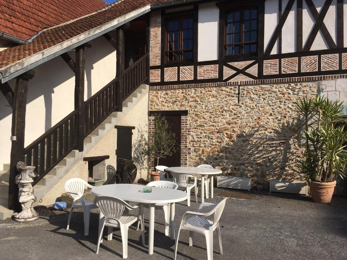 Le Domaine Du Cellier Bed & Breakfast Sézanne Eksteriør bilde
